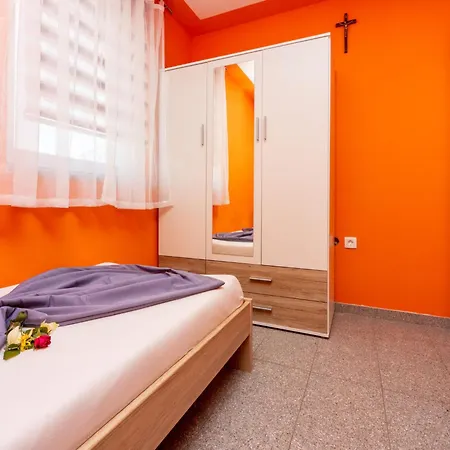 Apartment Abert Susi - Hr-05640-01 By Interhome *
